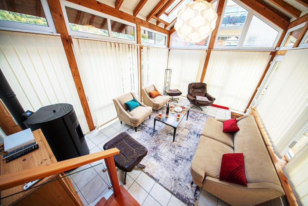 La Coquette ! Maison Au Coeur De La Bresse Avec Veranda Barbecue Garage Baby-Foot Et Barre De Son エクステリア 写真